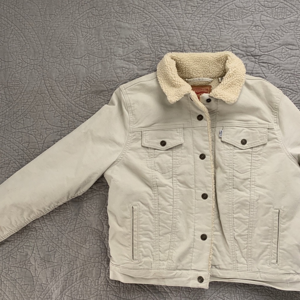 Women’s Levi Jacket